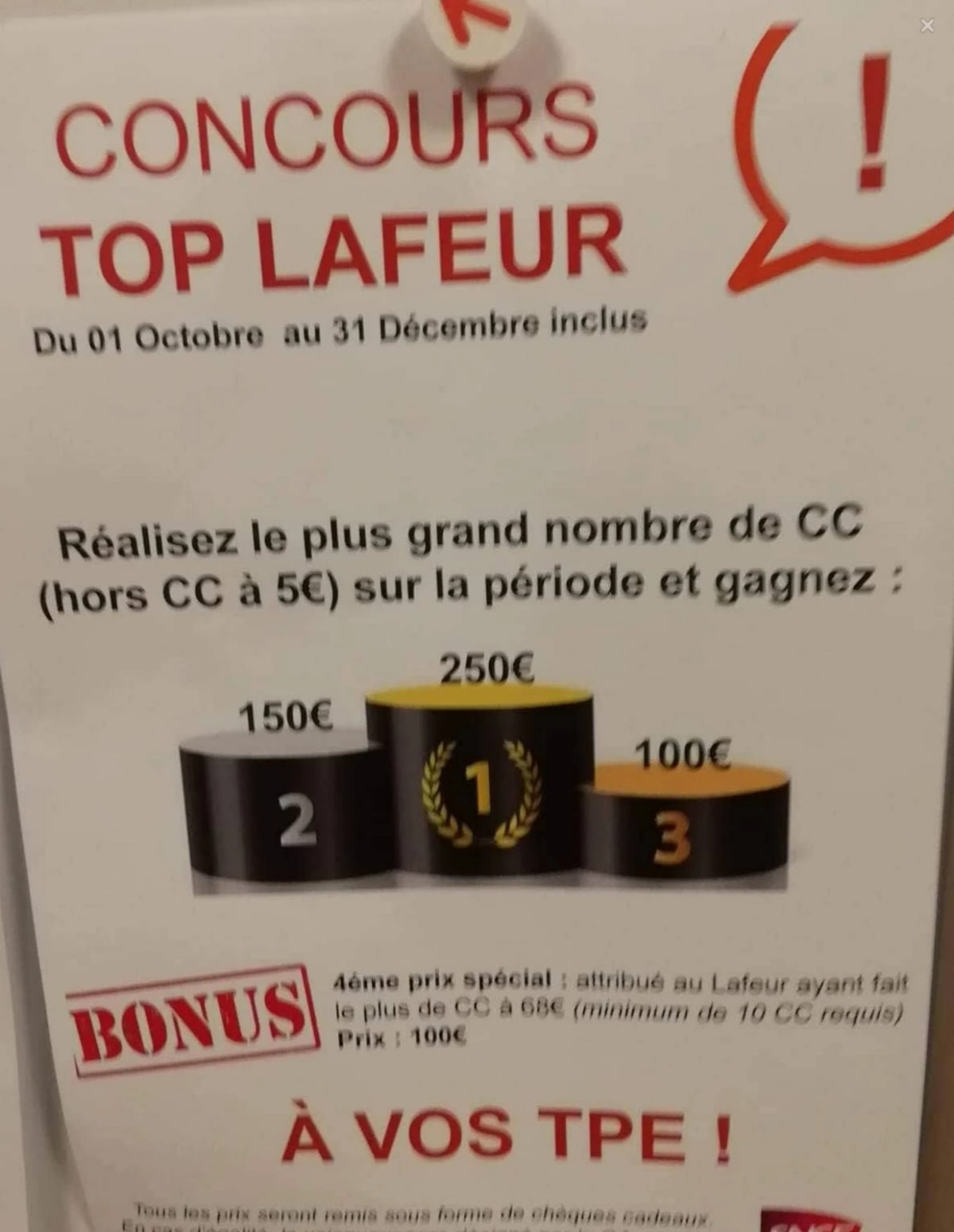 Photographie d'une affiche « Concours Top Lafeur » : un podium de prix à 250, 150 et 100 € et la mention « À vos TPE ! ».